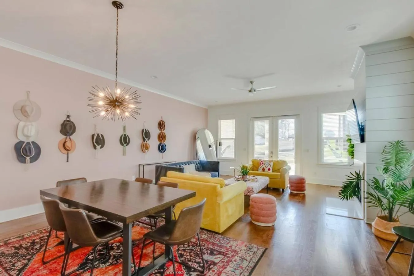 Big Spectacular Townhome Giant Covered Patio Нэшвилл Дом отдыха